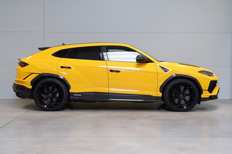 Lamborghini Urus Performante, Akrapovič - fotka 4 z 41