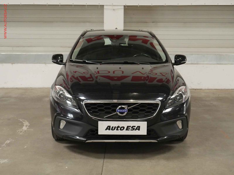 Volvo V40 (2014) 1.6 D2, servis.kniha - fotka 2 z 20