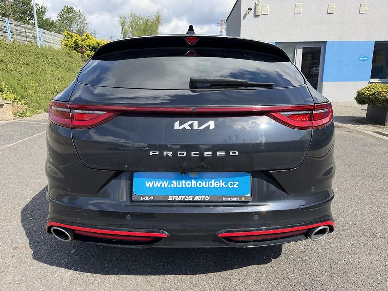 Kia ProCeed GT 1,6GDi 150kW automat navi  - fotka 6 z 23