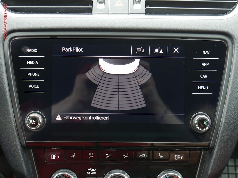 Škoda Octavia (2018) 2.0 TDi 4x4, RS, DSG - fotka 17 z 19