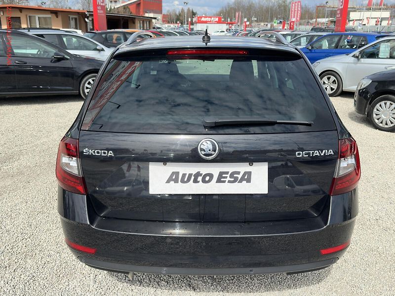 Škoda Octavia (2018) 2.0 TDi, DSG, LED, AC - fotka 5 z 24