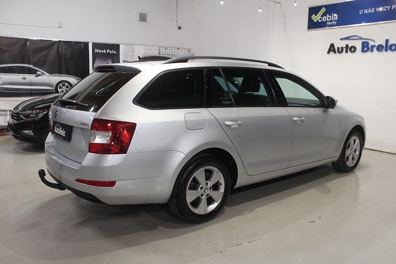 Škoda Octavia (2015) 1.6 TDI Navi Tažné Elegance - fotka 14 z 31