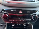 Hyundai Tucson (2016) 1.7 CRDi, ČR, AC, TZ, xenon - náhled 14