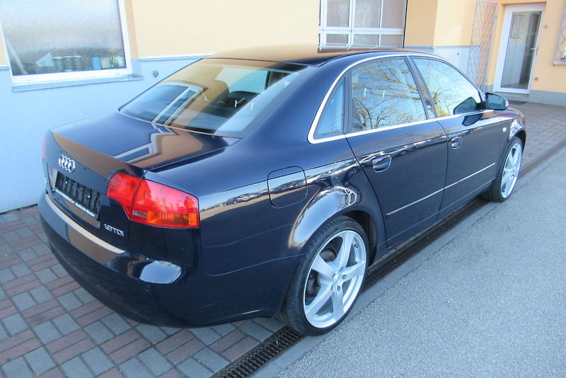 Audi A4 1.9 TDi AUT.KLIMA VYHŘ.SEDAČKY - fotka 2 z 20