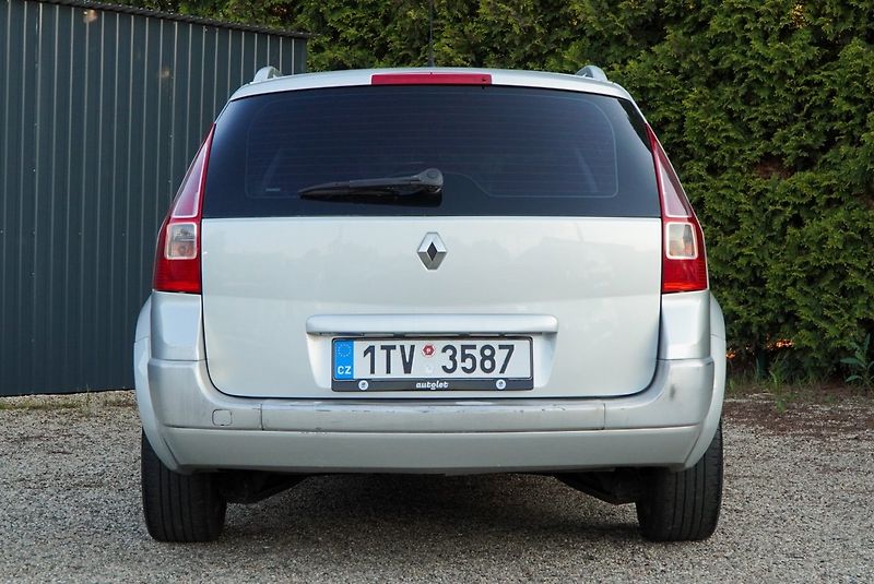 Renault Mégane 1.6 Suprový stav - fotka 10 z 21