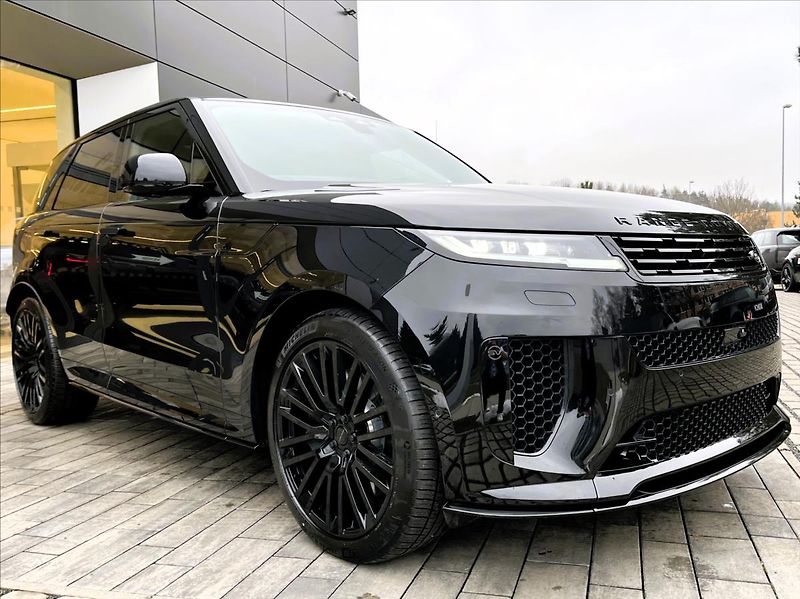 Land Rover Range Rover Sport (2026) 4,4 SV BLACK EDITION P635 - fotka 14 z 55