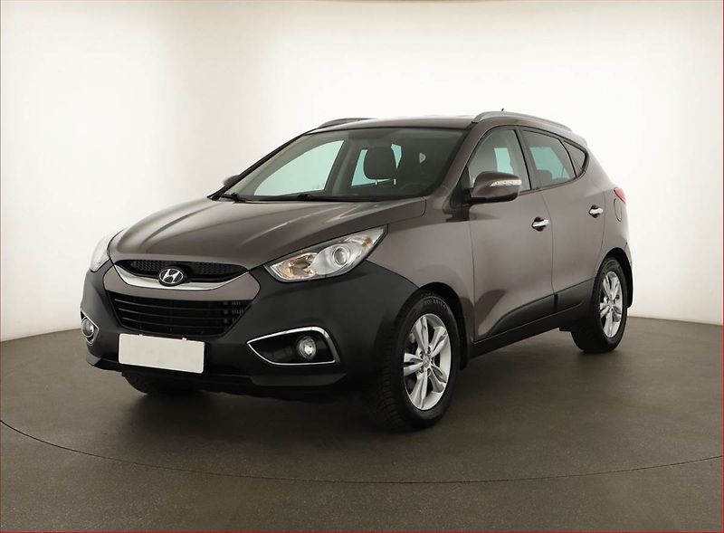 Hyundai ix35 (2012) 1.7 CRDi, nová STK, Tažné - fotka 2 z 14