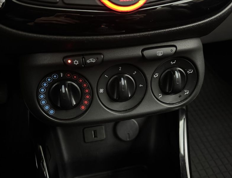 Opel Corsa 1,3 CDTi 70kW KLIMA LED 2XKOLA - fotka 18 z 30