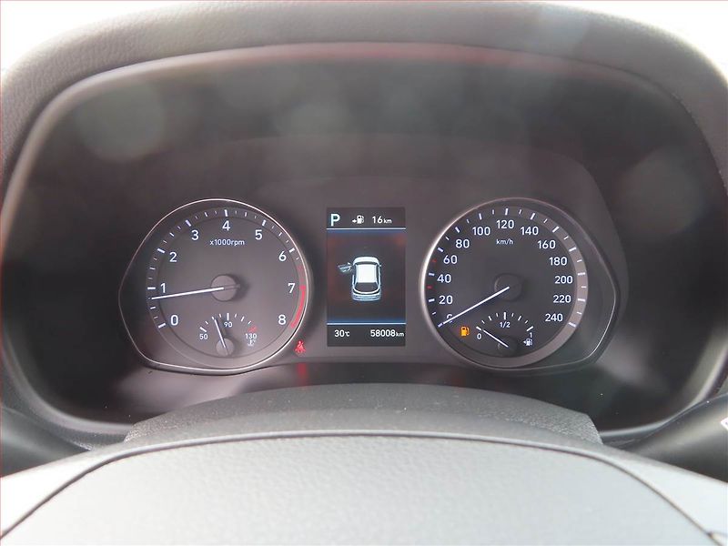 Hyundai i30 (2020) Family 1.4 T-GDI, Automat - fotka 11 z 21