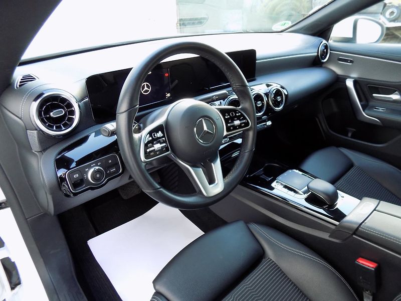Mercedes-Benz CLA (2019) 200d/Full-Led/1.majitel/ - fotka 15 z 50