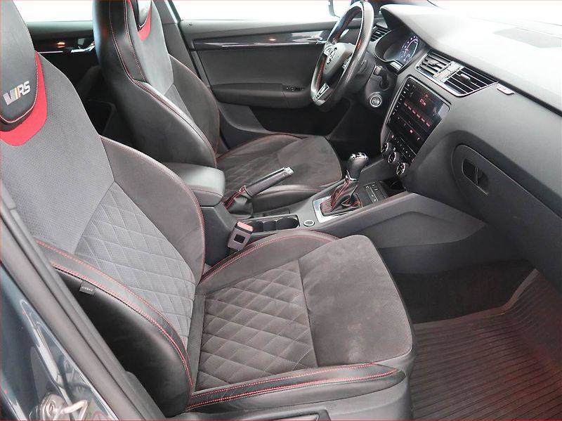 Škoda Octavia (2018) RS 2.0 TDI, Automat - fotka 9 z 24
