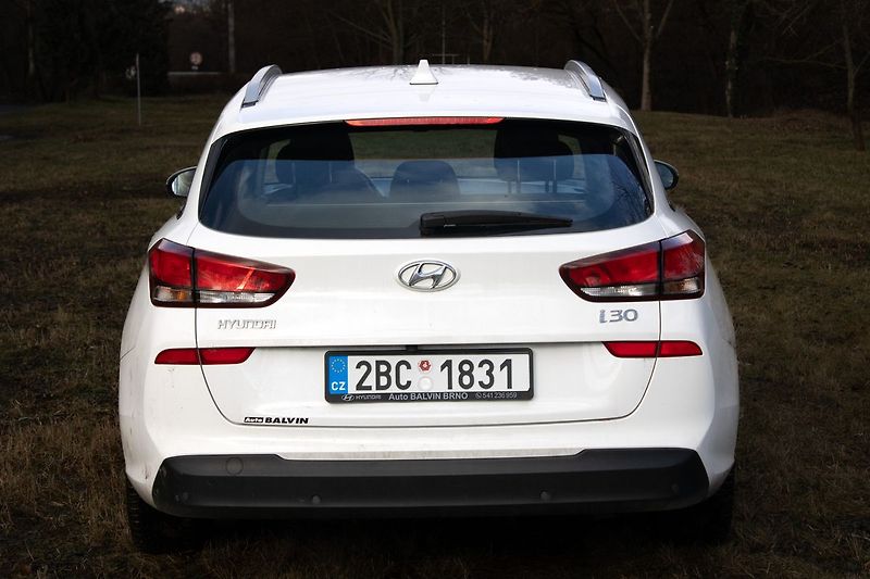 Hyundai i30 - fotka 6 z 29