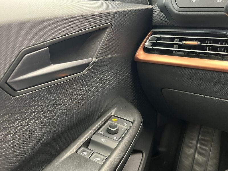 Cupra Born 170kW/77kWh e-Boost 91.6 % SoH - fotka 14 z 70