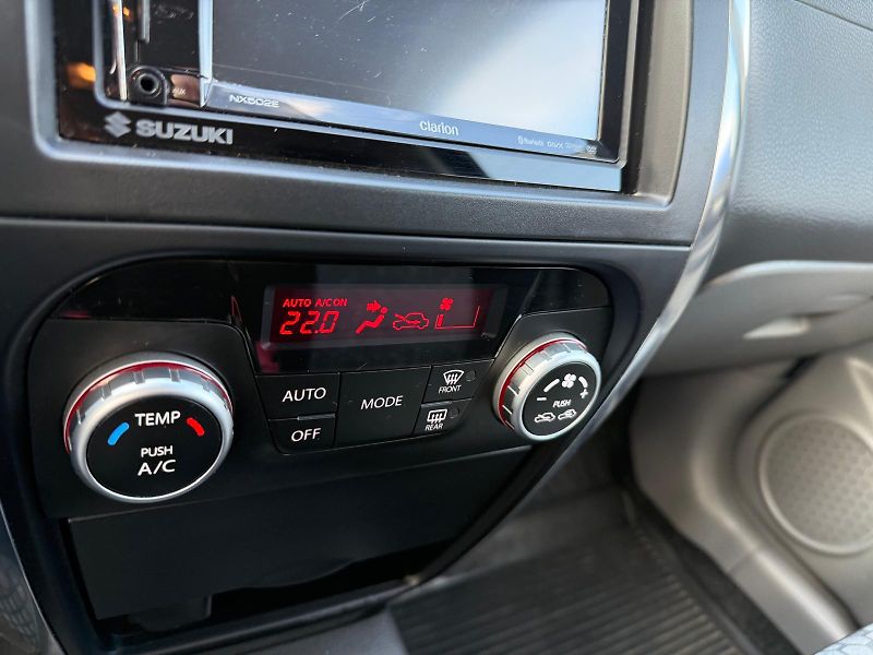 Suzuki SX4 1.6 VVT GLX 4x4 NAVI SE - fotka 20 z 30