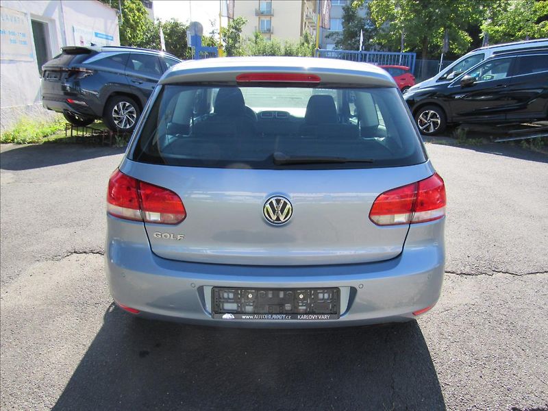 Volkswagen Golf 1,4 59kW - fotka 5 z 28
