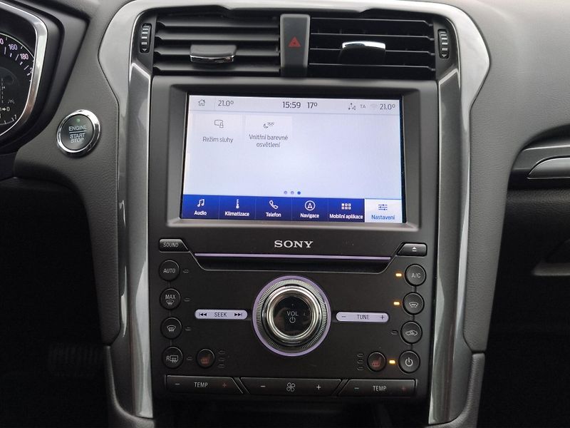 Ford Mondeo (2021) TITANIUM 4x4 2.0 EcoBlue 140kW - fotka 22 z 29