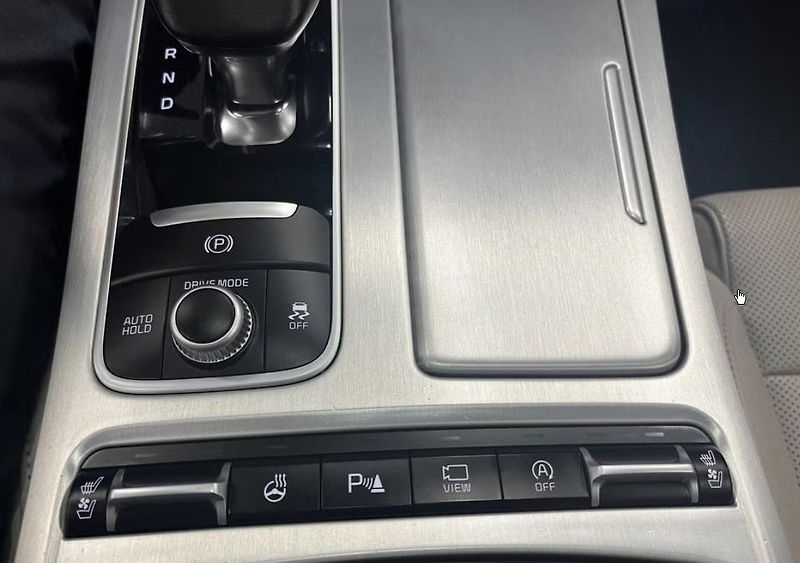 Kia Stinger 2.2 CRDI AWD GT Bílý in. HuD  - fotka 19 z 21