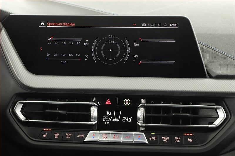BMW Řada 2 (2021) Sport Line 218d - fotka 14 z 20