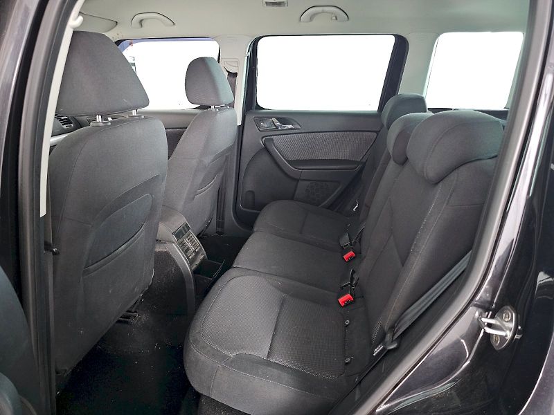 Škoda Yeti (2012) 1.4TSI 90kW AMBITION EXTRA - fotka 7 z 24