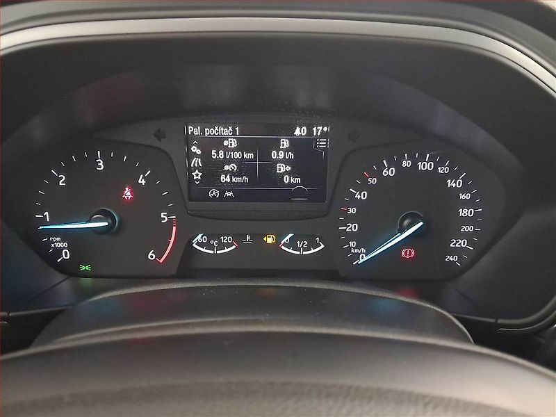 Ford Focus (2020) 1.5 EcoBlue, Tempomat - fotka 11 z 18