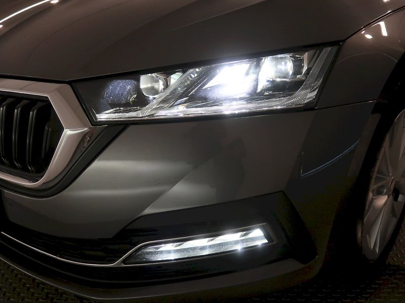 Škoda Octavia (2023) STYLE 2.0TDI 85KW ZÁRUKA - fotka 10 z 37