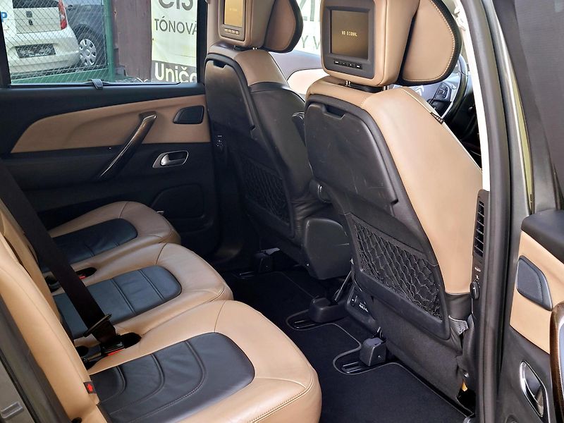 Citroën Grand C4 Picasso 2,0eHDi EXCLUSIVE, 7míst       - fotka 24 z 40