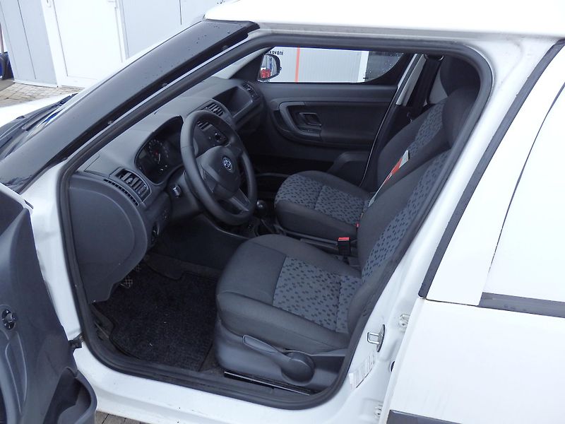 Škoda Praktik 1.4 16V 4x AIRBAG, ESP - fotka 6 z 13