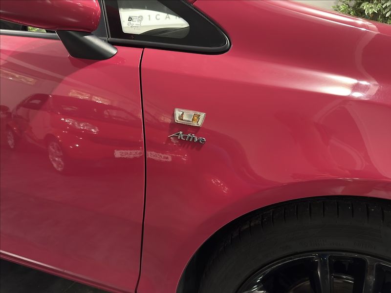 Opel Corsa 1,4   iSPORT TOP STAV I VZHLED - fotka 37 z 43