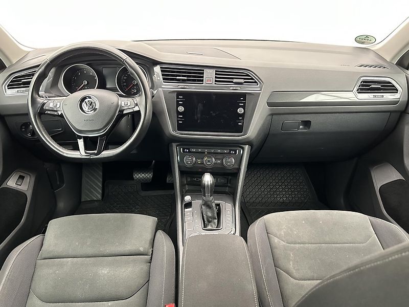 Volkswagen Tiguan 2.0 TSi 4x4 Comfort line - fotka 6 z 27