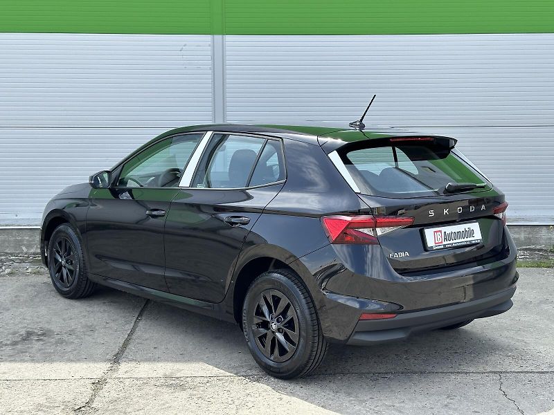 Škoda Fabia 1.0TSi 95PS LED V.Cockpit Clim - fotka 6 z 34