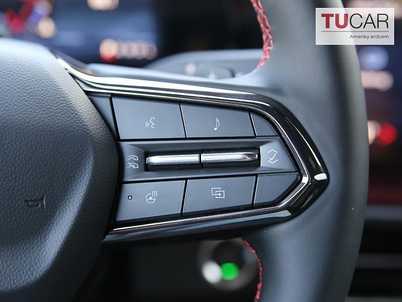 Chevrolet Traverse (2026) RS 2.5 Turbo - fotka 20 z 50
