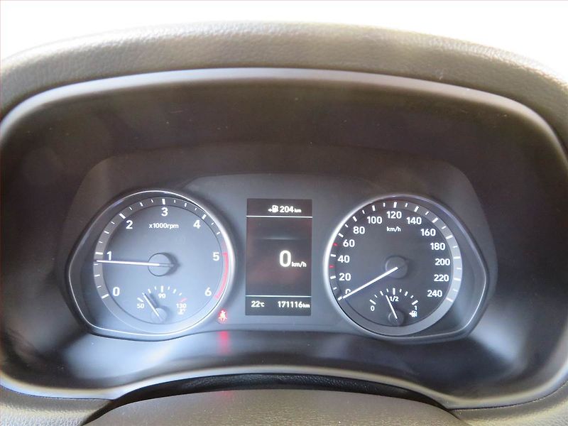 Hyundai i30 (2018) 1.6 CRDi, Serv.kniha, Navi - fotka 11 z 18
