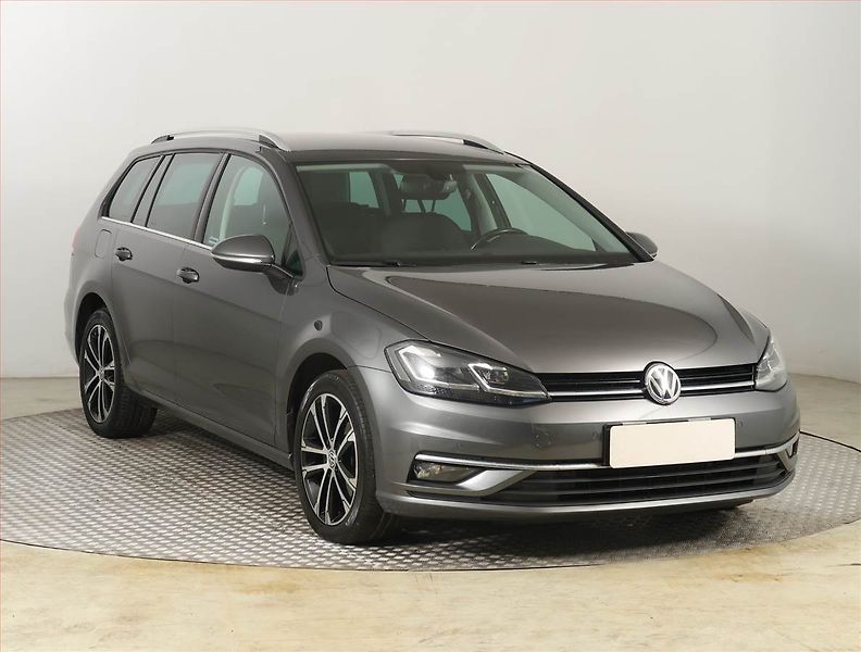Volkswagen Golf (2019) Highline 2.0 TDI, Automat, ČR - fotografie inzerátu