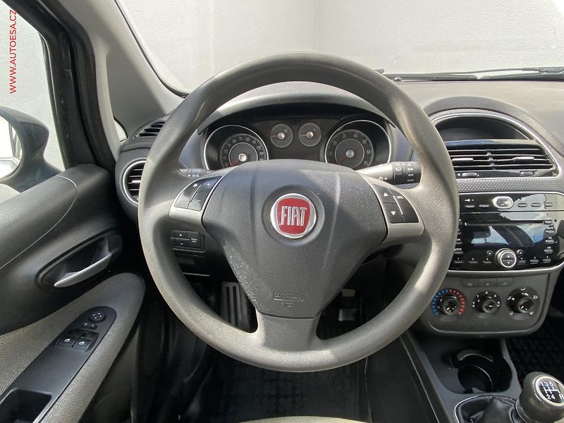 Fiat Punto Evo (2010) 1.2i, Klima - fotka 12 z 15