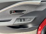 Toyota C-HR 2.0L PHEV Executive - náhled 26