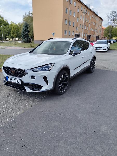 Cupra Formentor (2023) Velmi pěkné a udržované auto  - fotka 2 z 17