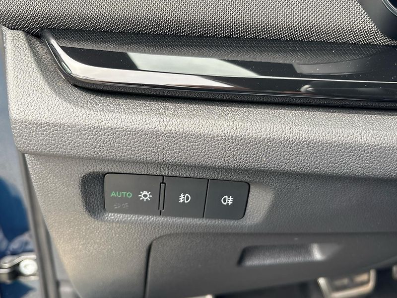 Škoda Octavia (2024) 1.5 TSI DSG 110kW Sportline  - fotka 15 z 25