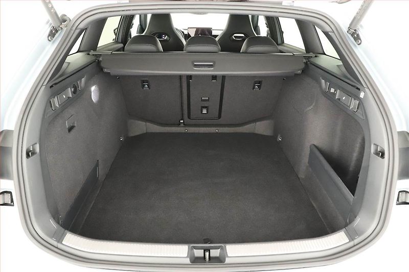 Škoda Superb (2025) 2.0 TDI, Sportline, Navigace - fotka 11 z 28