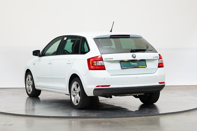 Škoda Rapid - fotka 4 z 6