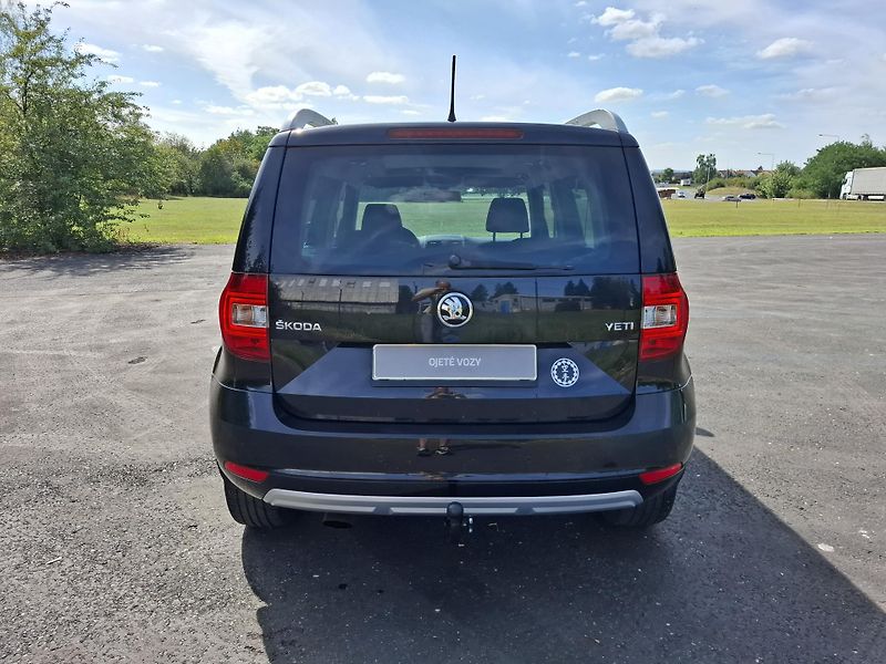 Škoda Yeti (2015) EDITION 1.2TSi 81kW,tažné,xen - fotka 5 z 18