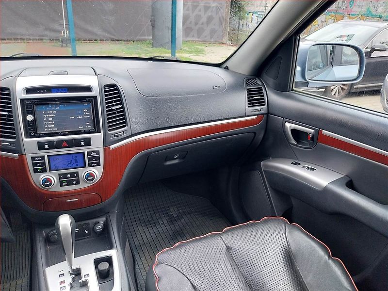 Hyundai Santa Fe (2008) 2.2 CRDi, 4X4, Automat - fotka 8 z 19
