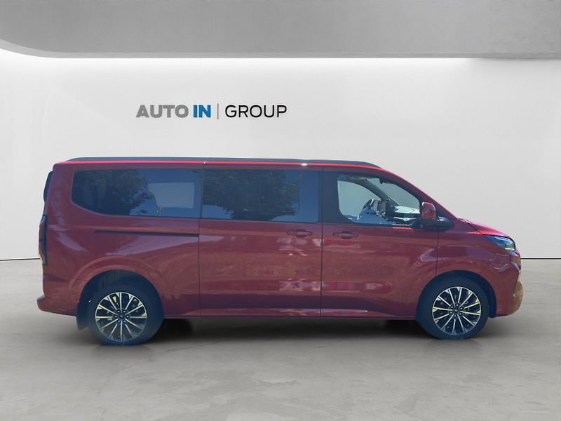 Ford Tourneo Custom (2026) L2 TITANIUM X 2.0 EcoBlue 125k - fotka 6 z 14