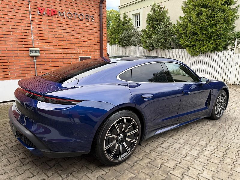 Porsche Taycan TURBO-BOSE- SERVIS - fotka 7 z 33