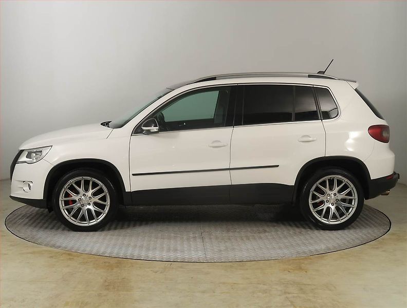 Volkswagen Tiguan (2010) 2.0 TDI, 4X4, Tempomat - fotka 3 z 23