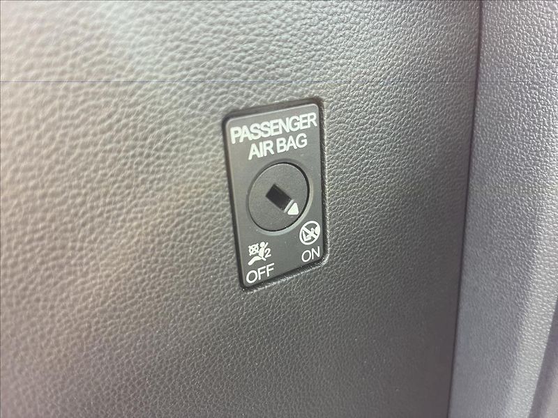 Volkswagen Passat 2,0 TDi DSG DPH  Webasto,Kamer - fotka 31 z 50