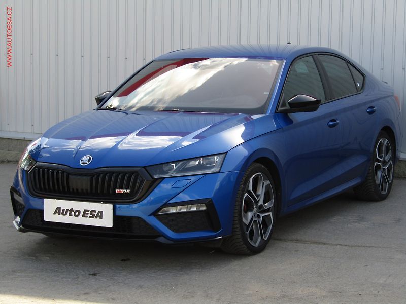 Škoda Octavia (2020) 2.0 TDi 4x4, ČR, RS, DSG, LED - fotka 3 z 22