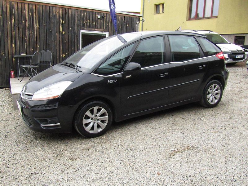 Citroën C4 Picasso (2010) 1.6 16V 88kW - fotka 2 z 33