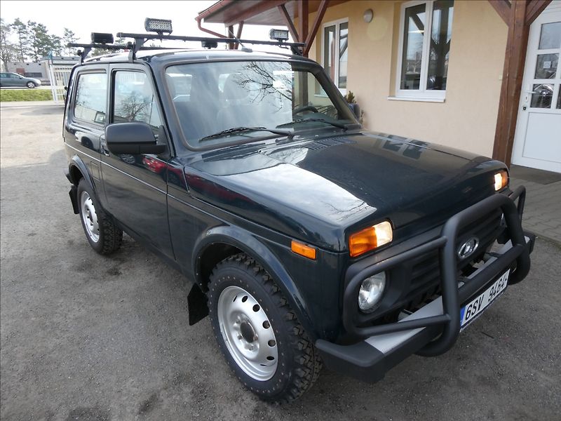 Lada Niva 1,7 i 4x4 61kW LPG, DPH, ČR - fotka 1 z 37