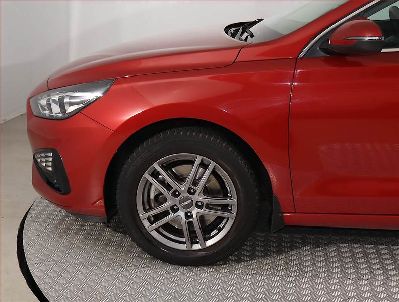 Hyundai i30 (2021) 1.5 DPI, Serv.kniha, Tempomat - fotka 14 z 16