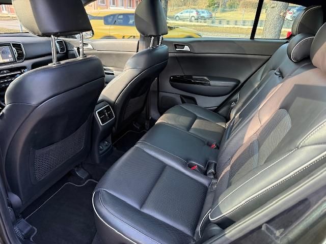 Kia Sportage 2.0 CRDi 4x4  - fotka 4 z 11